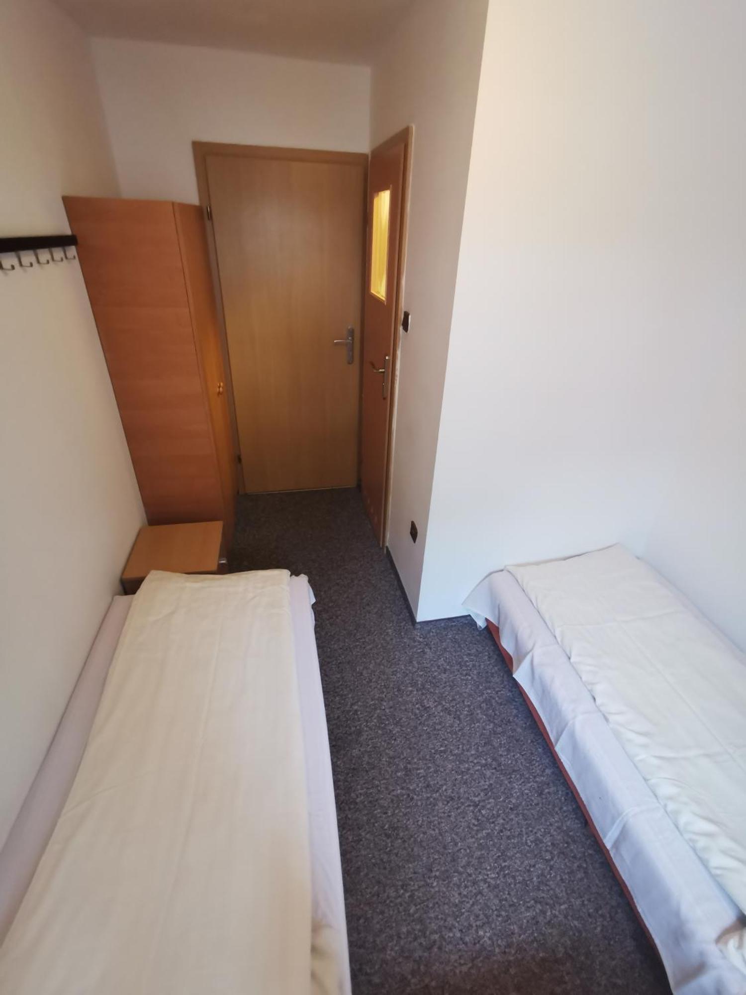 Straszny Dwor Hotell Duszniki Zdrój Rom bilde