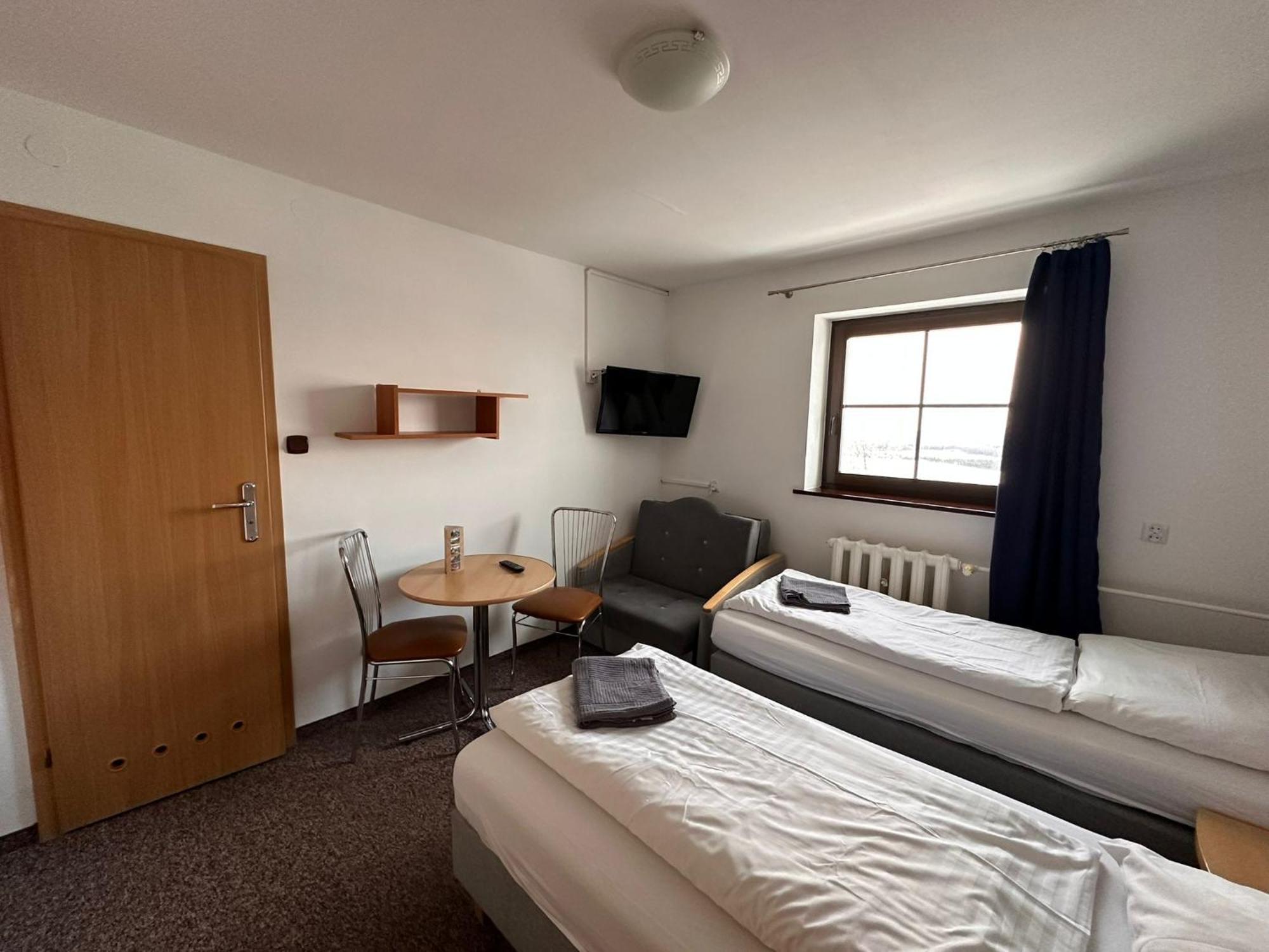 Straszny Dwor Hotell Duszniki Zdrój Rom bilde
