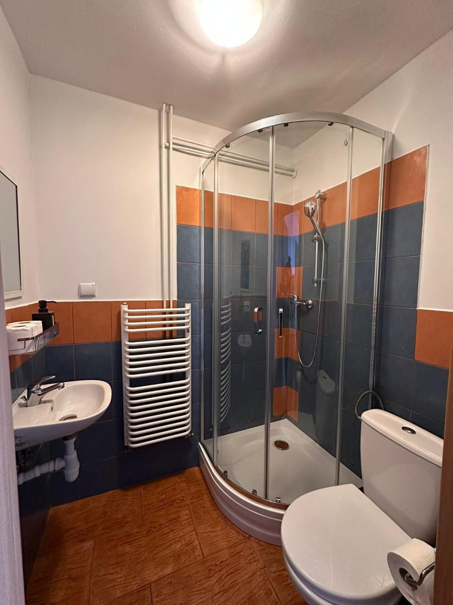Straszny Dwor Hotell Duszniki Zdrój Rom bilde
