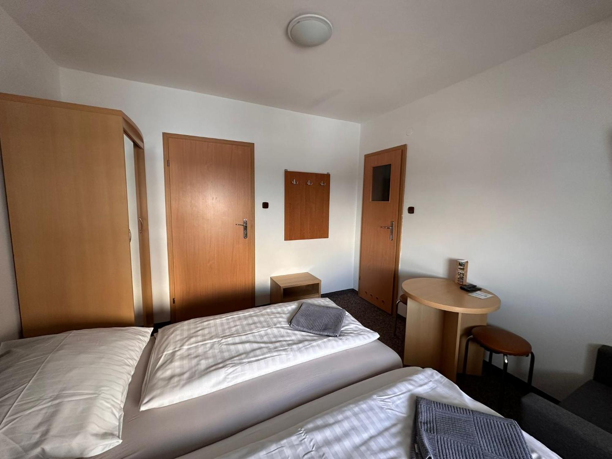 Straszny Dwor Hotell Duszniki Zdrój Rom bilde